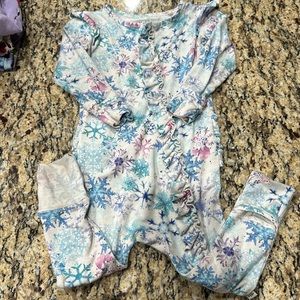 Tiny Roots Frozen Footie